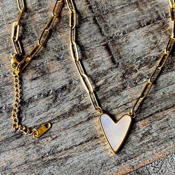 NEW Abstract Heart Layering Necklace - Picture 11 of 12